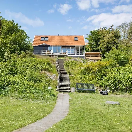 Klippehuset 古兹耶姆