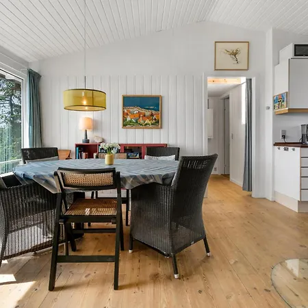 Holiday home Klippehuset *